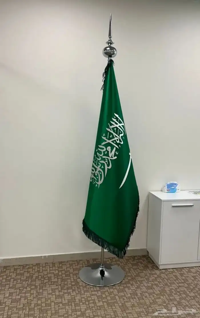 إعلام مبطن مقوى مقصب مهدب تطرير سواري ستاند 5
