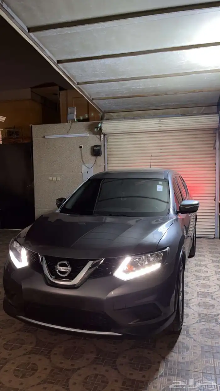 نيسان إكس تريل 8