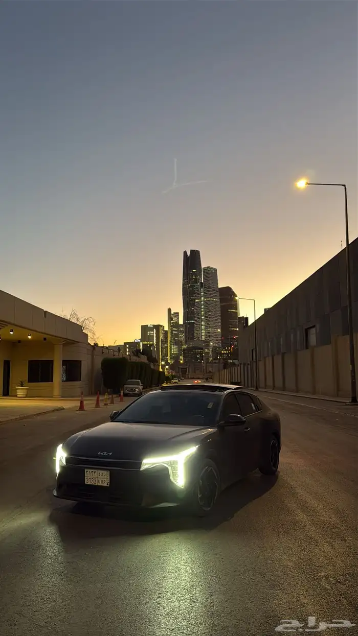 K4 كيا كي فور 1