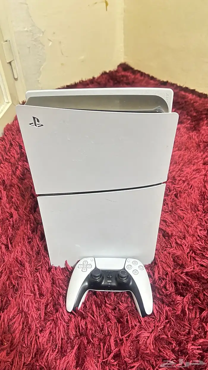 للبيع سوني 5 1 تيرا 0