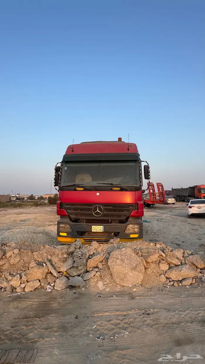 تريله مع لوبد 1