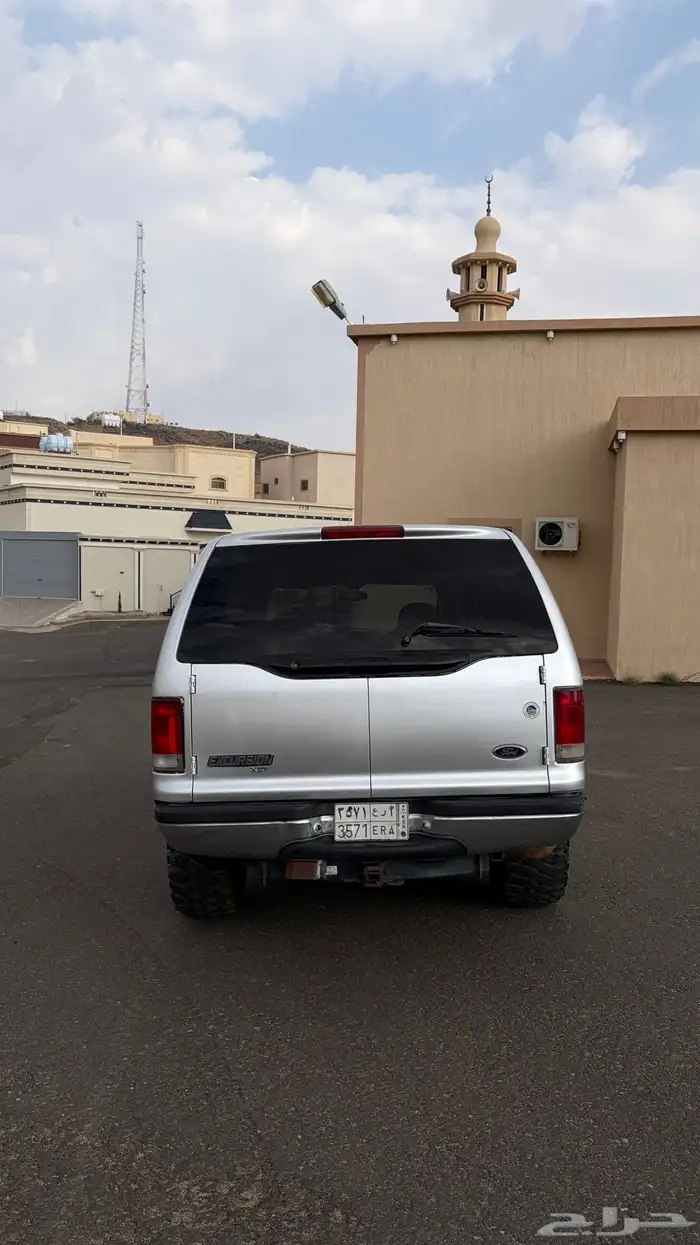 فورد اكسكيرجن موديل 2000 معدل للبيع 4