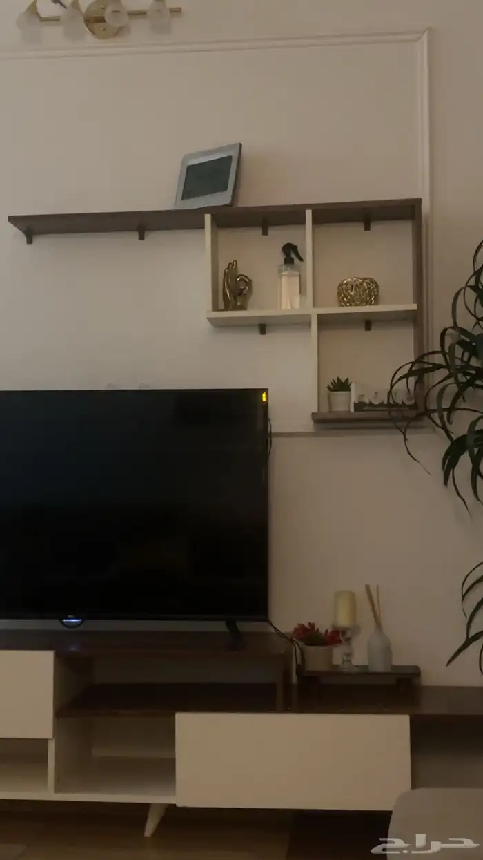 مكتبة تلفزون مع طاوله 1