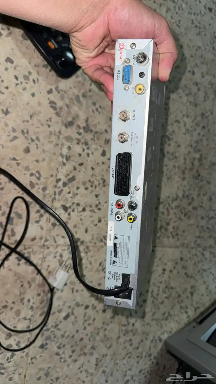 تلفزونات قديمه تراثيه ورسيفر قديم وتلفون 1