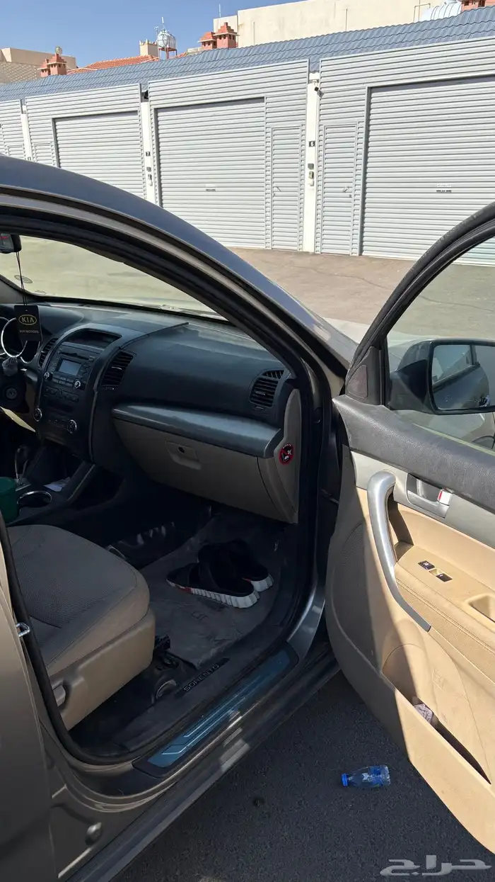 كيا سيرنتو 2012 دفع رباعي 6