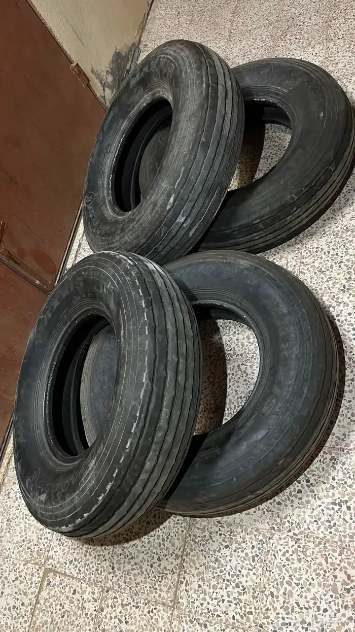 للبيع كفرات ماكسس ابو جمل مقاسهن900على17 تاريخ22 0