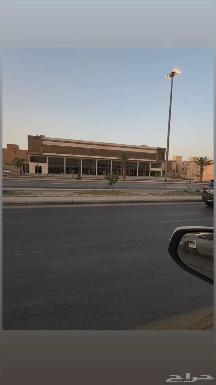 مكاتب ومحلات تجاريه للإيجار 3