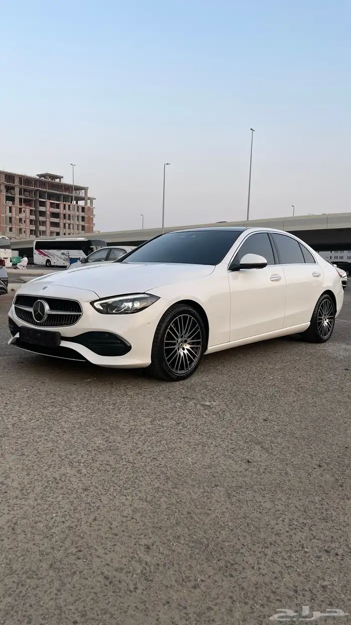 مرسيدس C300 2024 ضمان الجفالي بحالة الوكالة 1