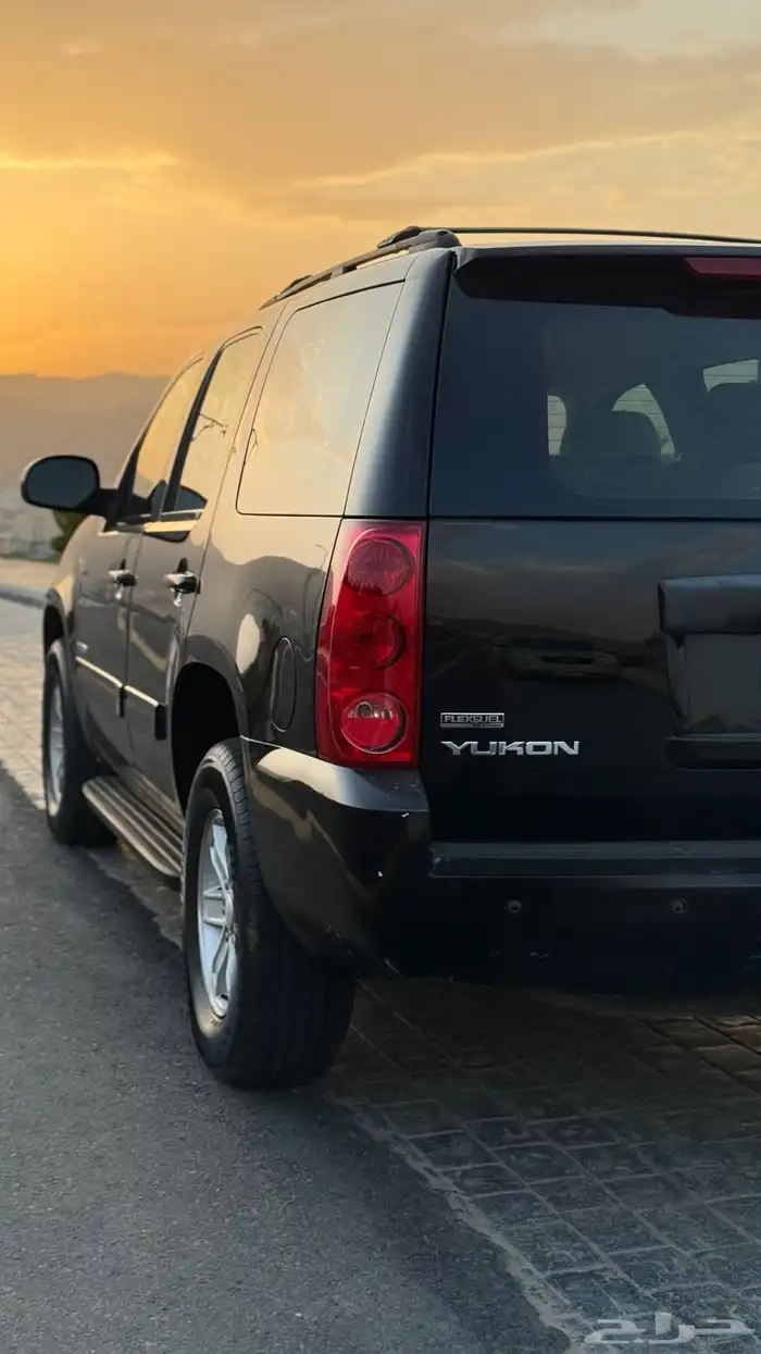 ( تم البيع )جمس اسود 2011 يوكن قصير SLE بدون دبل للبيع 4