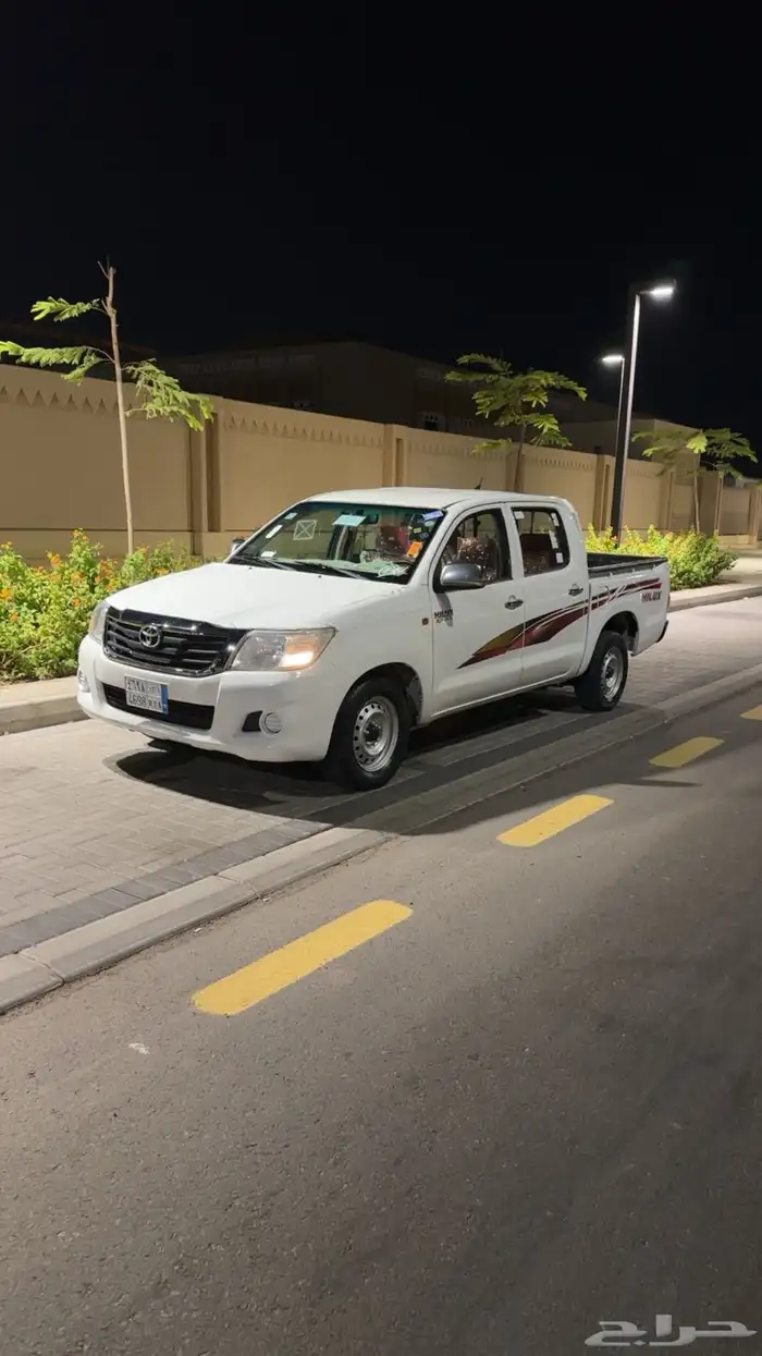 تايوتا هايلكس 2012 10