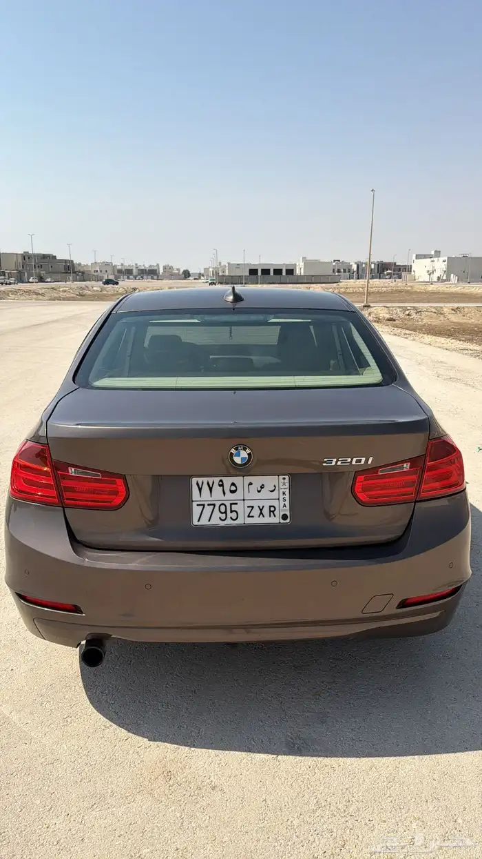 BMW 320i 2015 1
