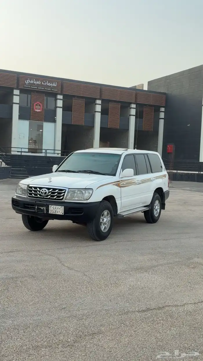 لاند كروزر GXR 6