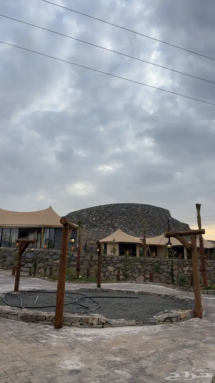 كراسي وطاولات خشبيه جوده عاليه 34