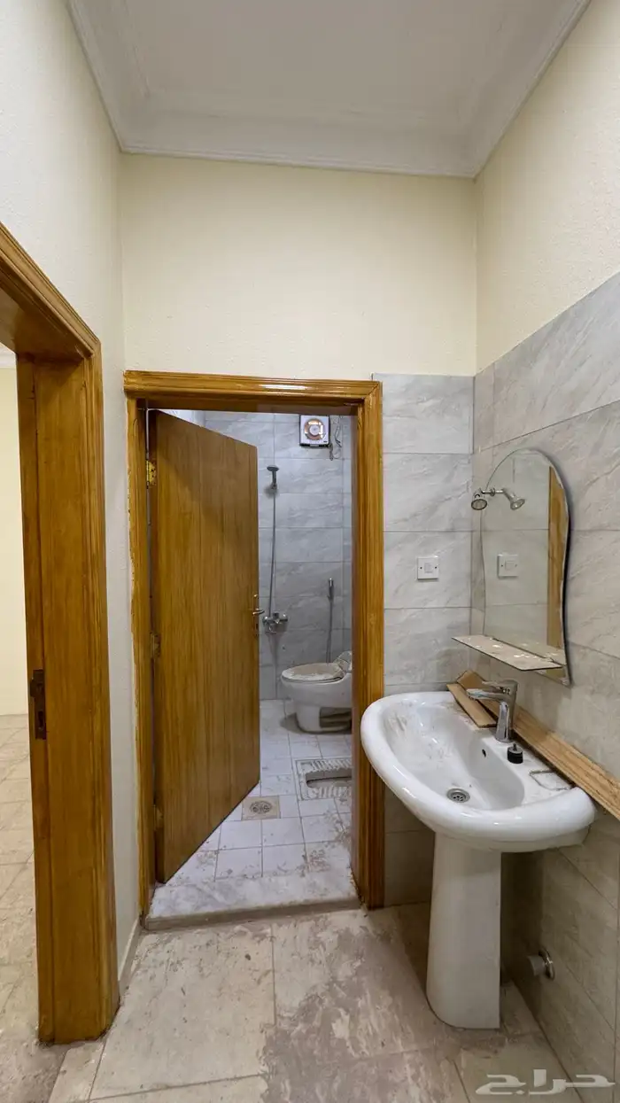 شقة للإيجار بفيلا سكنية - الرياض حي المنصورة 9