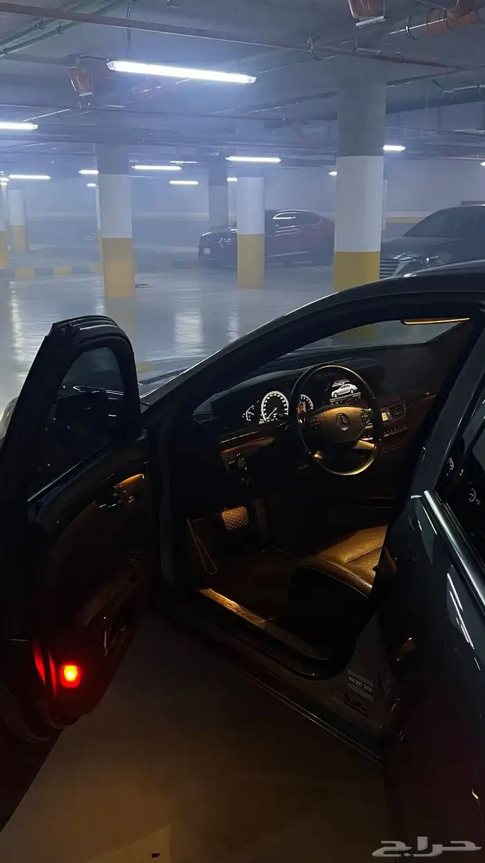 مرسيدس بانوراما s300 2012 وارد الجفالي مالك اول 23