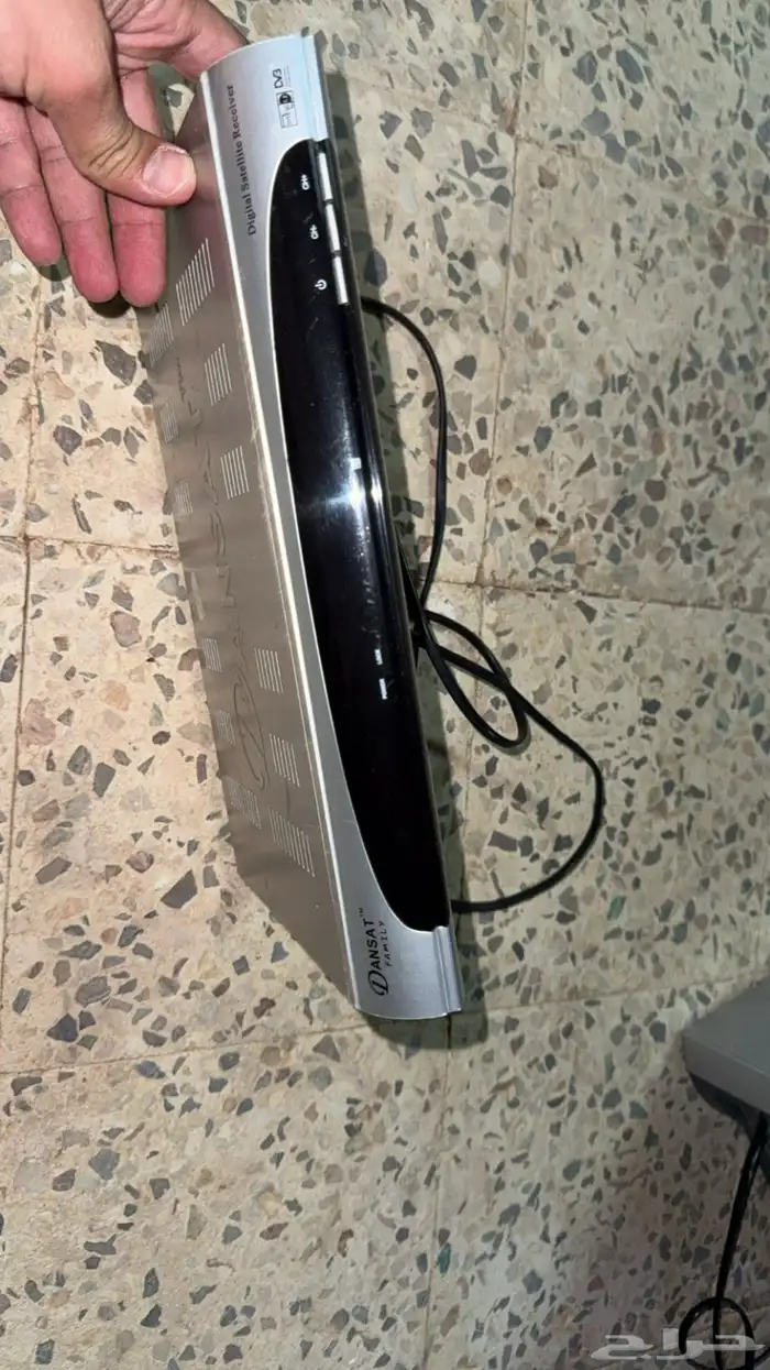 تلفزونات قديمه تراثيه ورسيفر قديم وتلفون 0