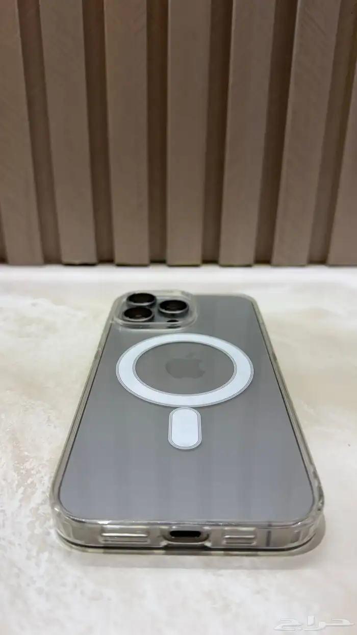 ايفون 15 برو ماكس ( تيتانيوم طبيعي ) . 10