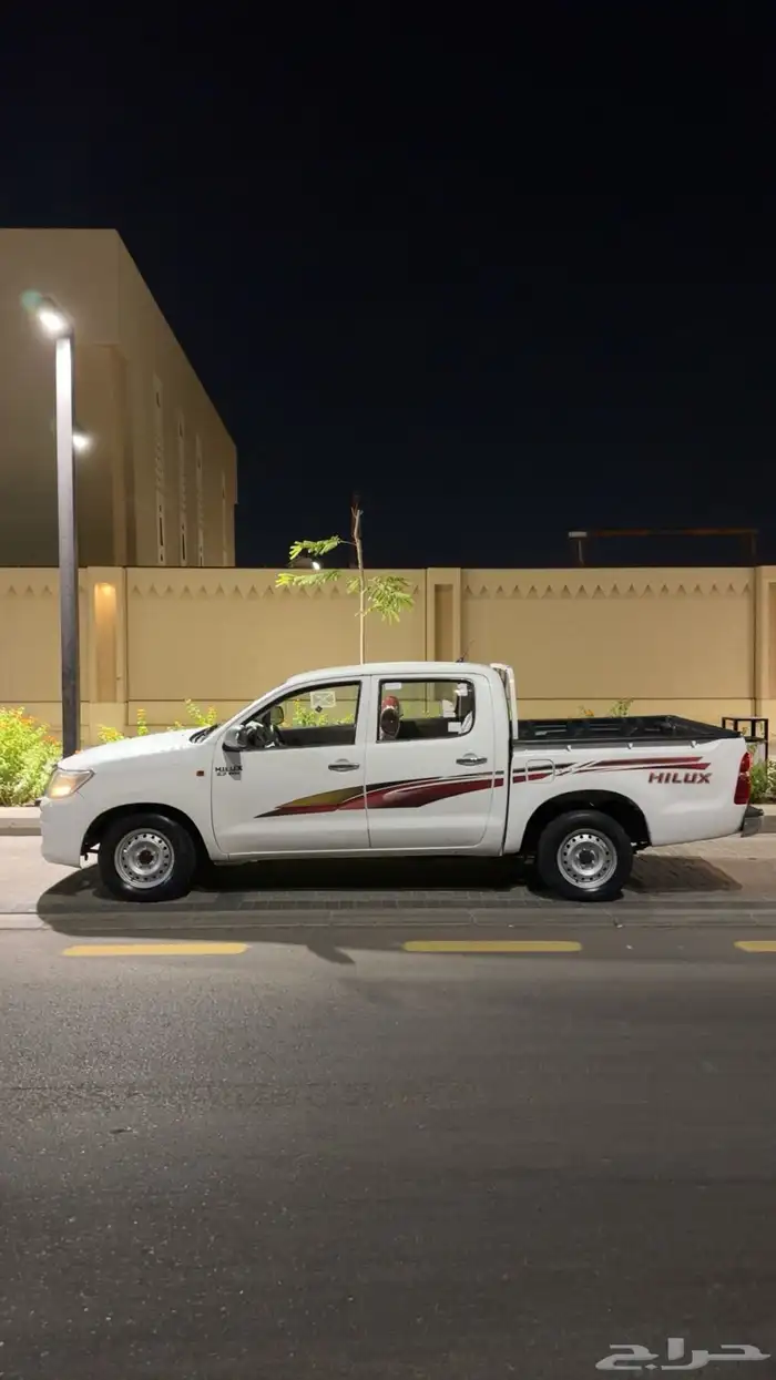 تايوتا هايلكس 2012 1