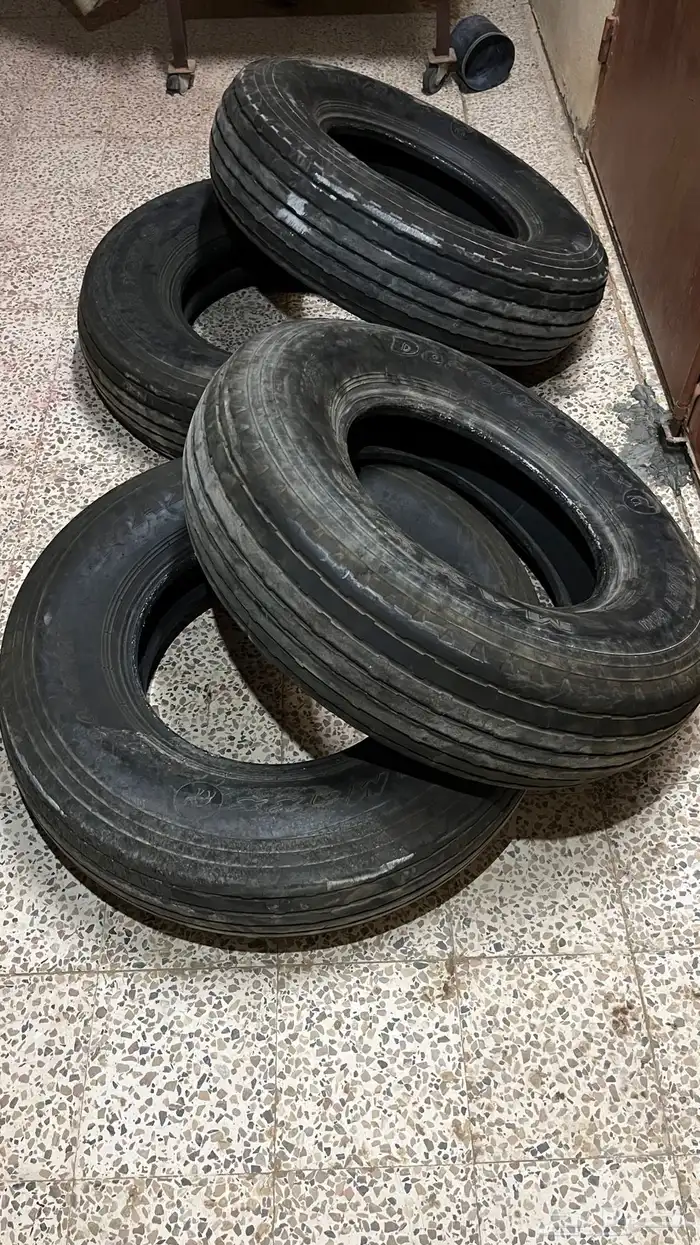 للبيع كفرات ماكسس ابو جمل مقاسهن900على17 تاريخ22 1