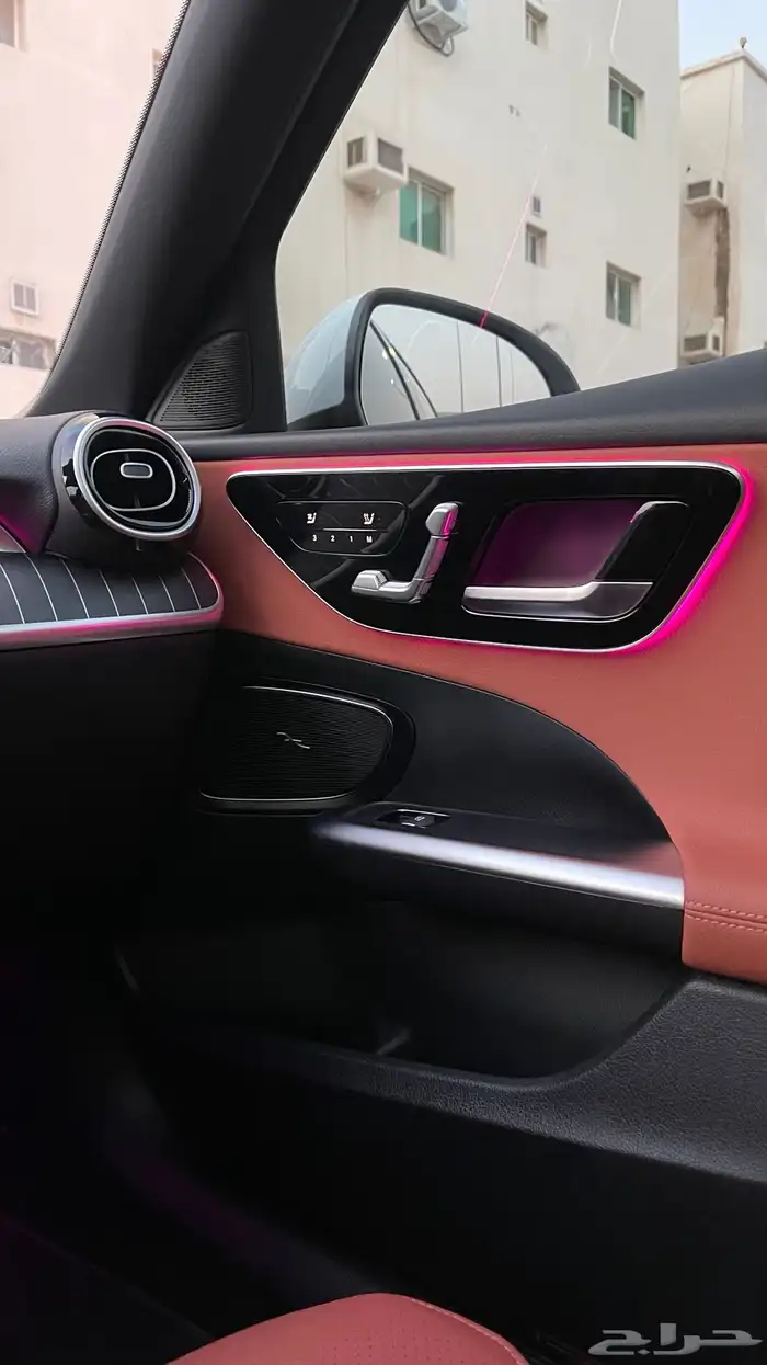 مرسيدس C300 2024 ضمان الجفالي بحالة الوكالة 31