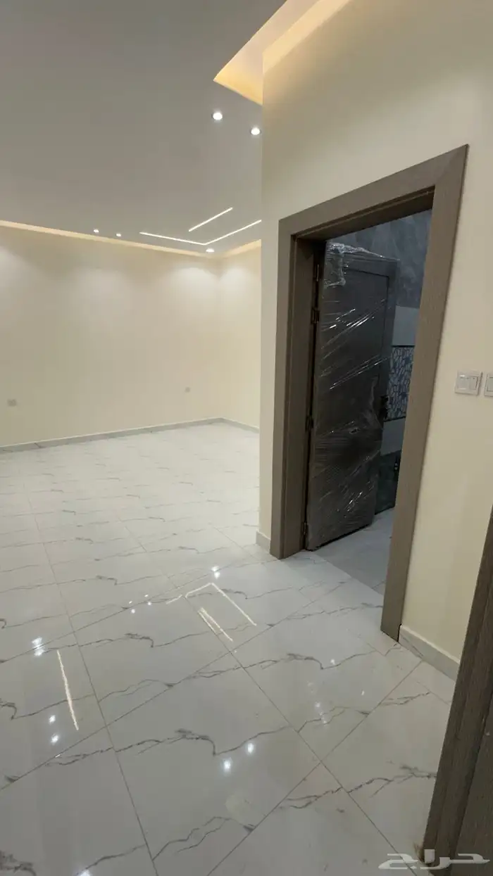 دبلوكس للبيع بحي الشقة بمخطط الجوهرة بمساحة ( 312متر ) 18