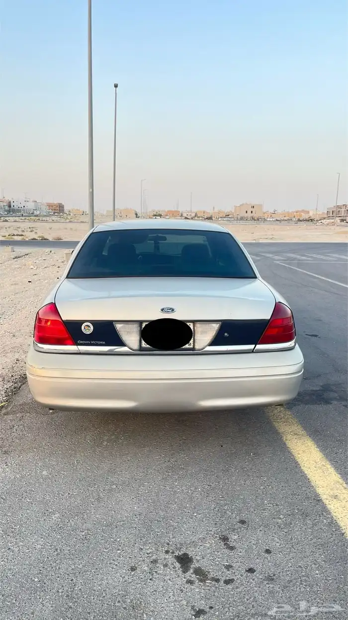 فورد فكتوريا سعودي موديل 2011 2