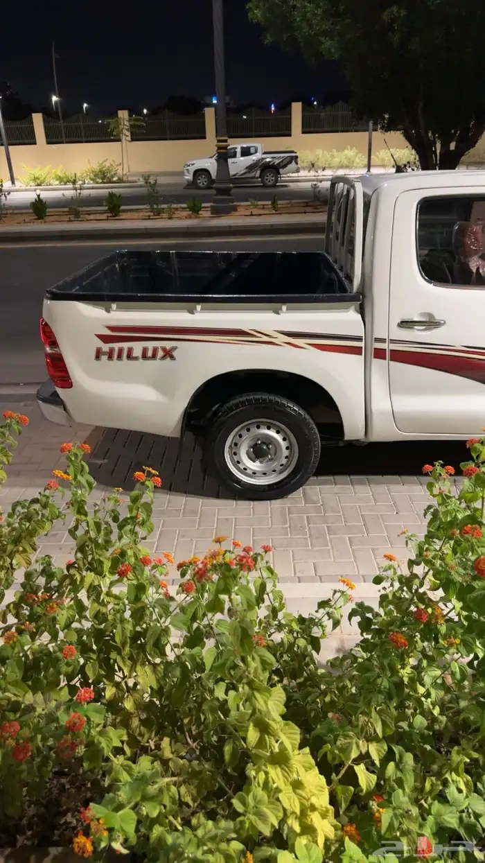 تايوتا هايلكس 2012 3