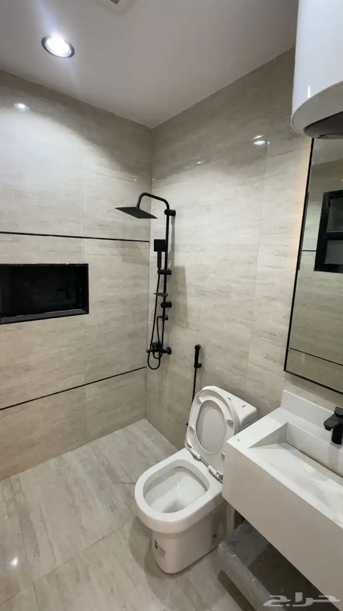 شقق بحي طويق للأيجار غرفتين وصاله 8