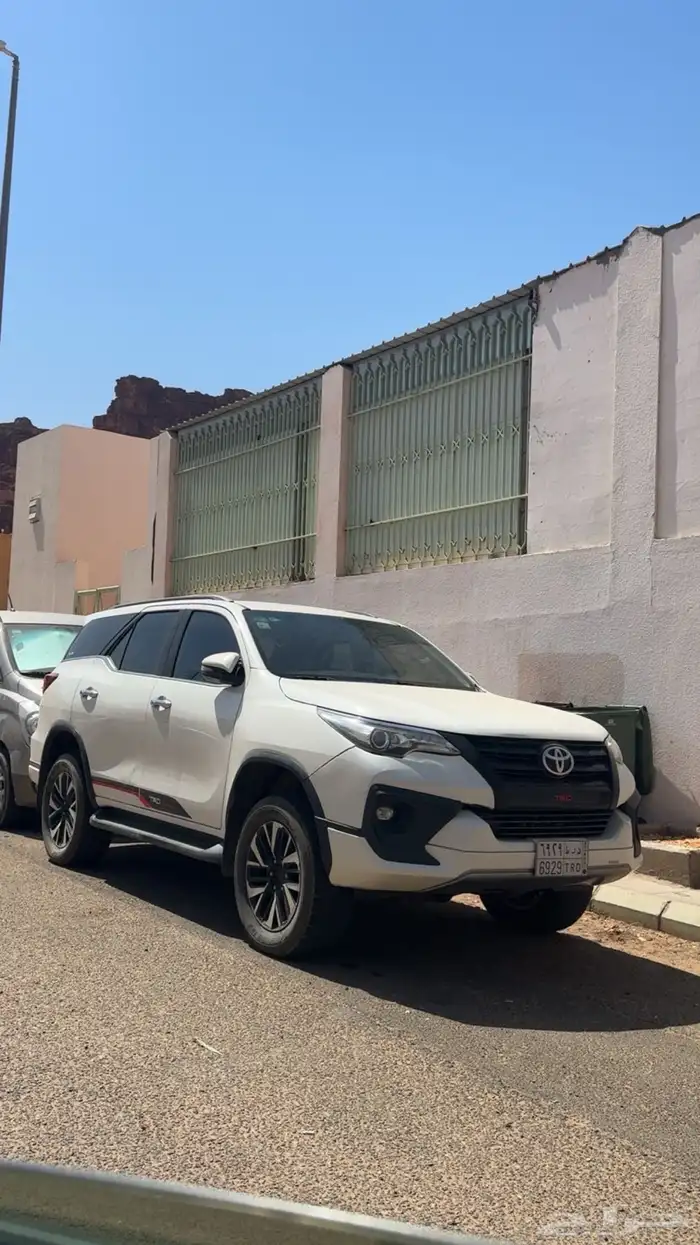 فورشنر 2018 TRD للبيع 1