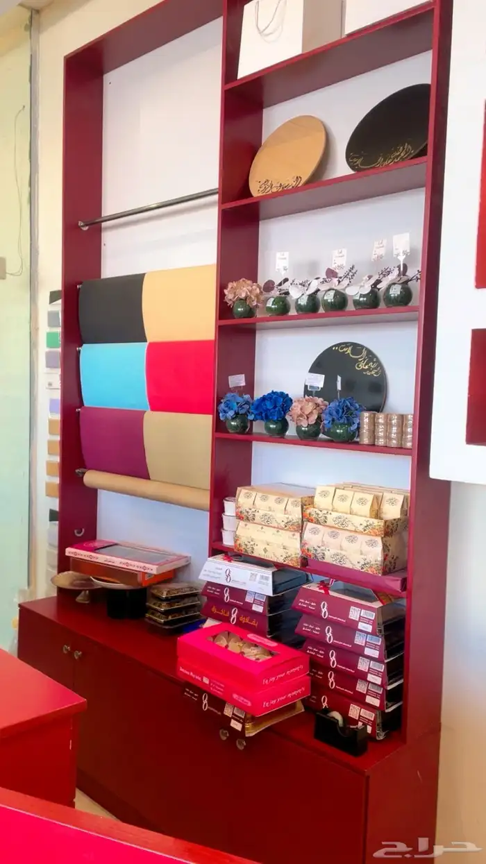 طاولة مع قزاز قسم ورد للبيع 2