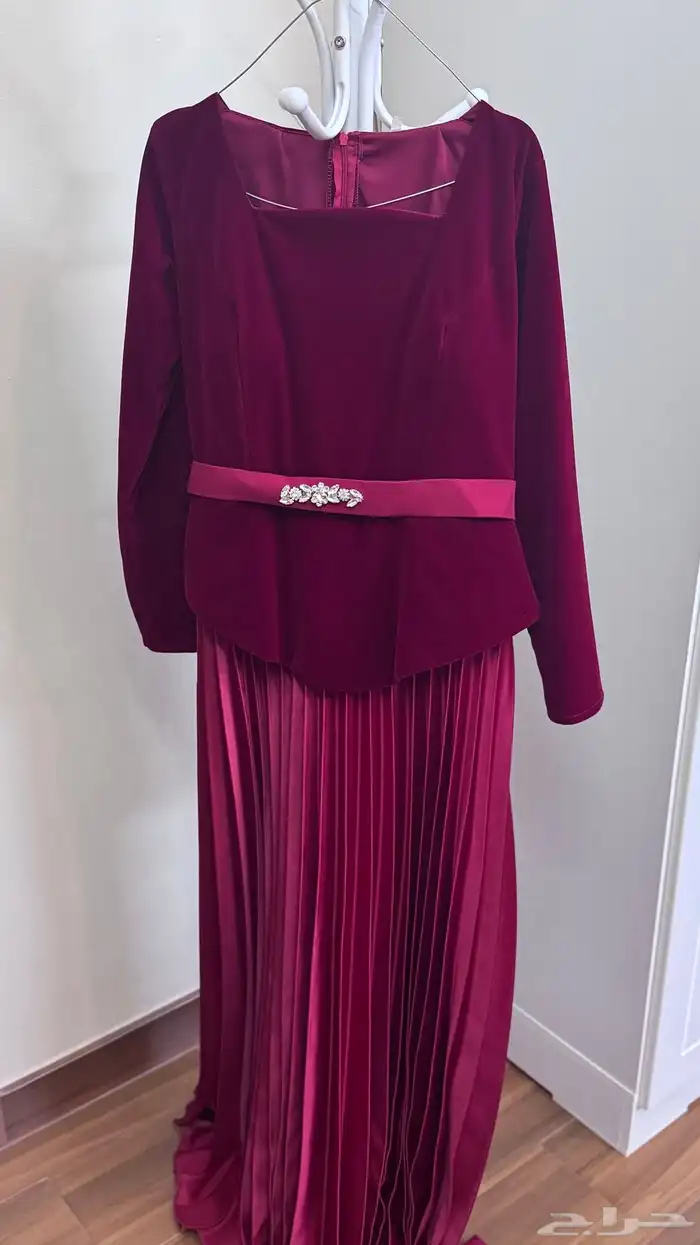 فستان مخمل احمر 0