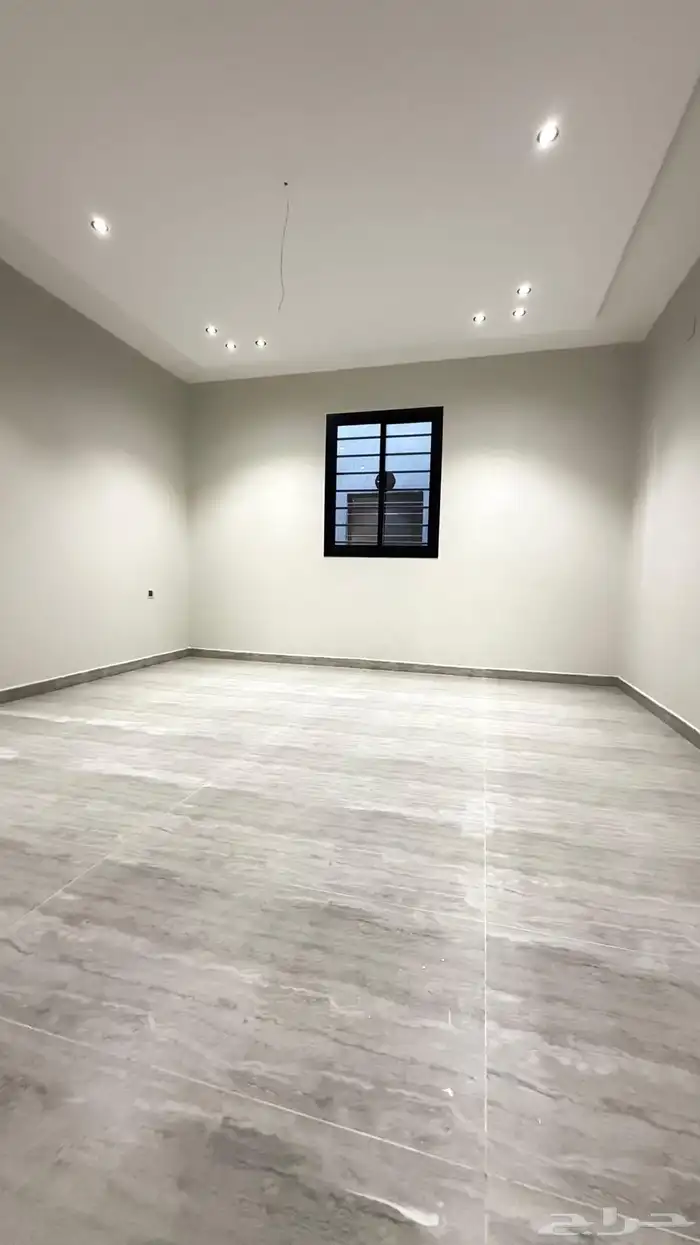 فيلا وشقتين للبيع حي بدر 7