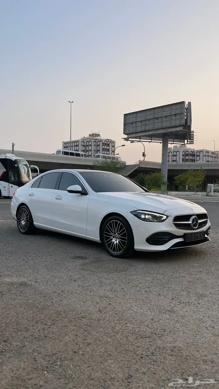 مرسيدس C300 2024 ضمان الجفالي بحالة الوكالة 7