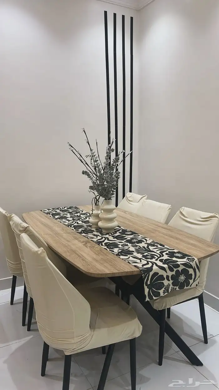 طاولة طعام جديدة معاها ست كراسي 2