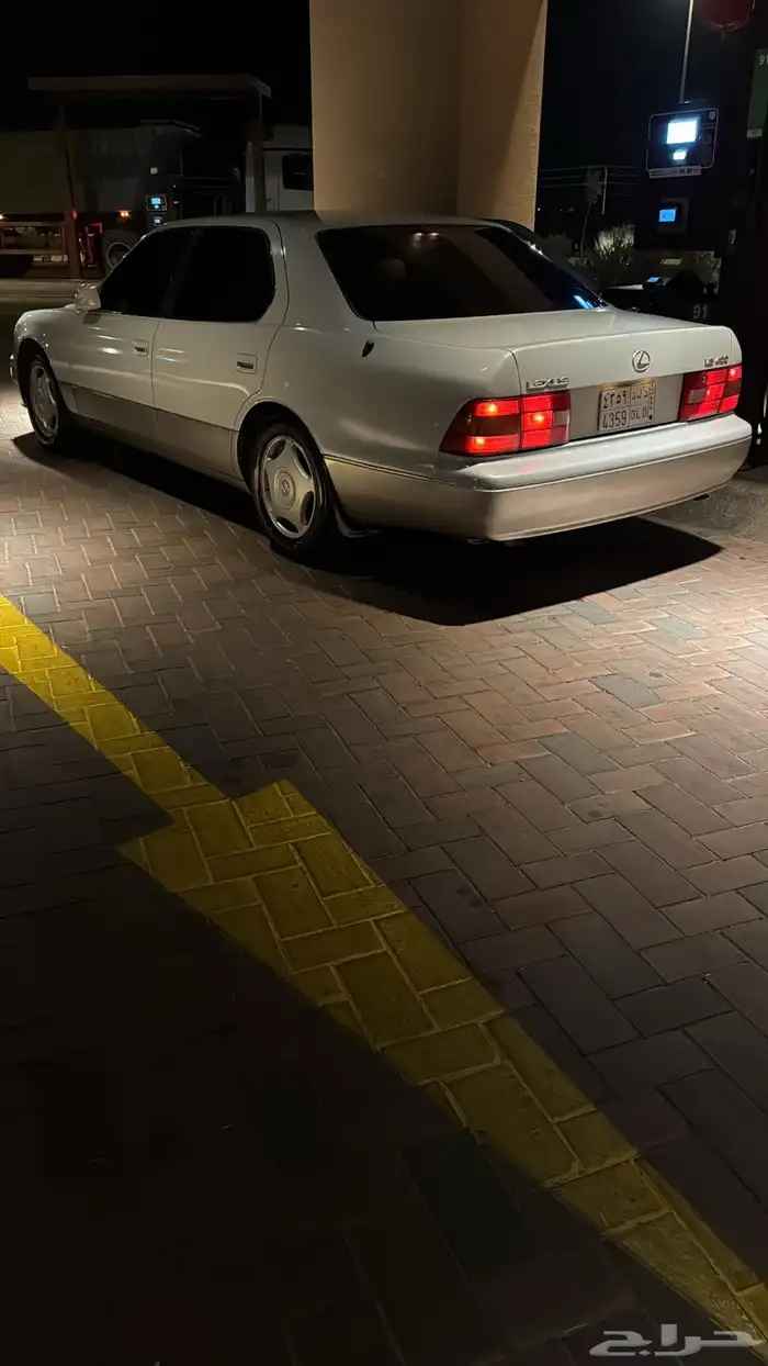 لكزس LS400 5