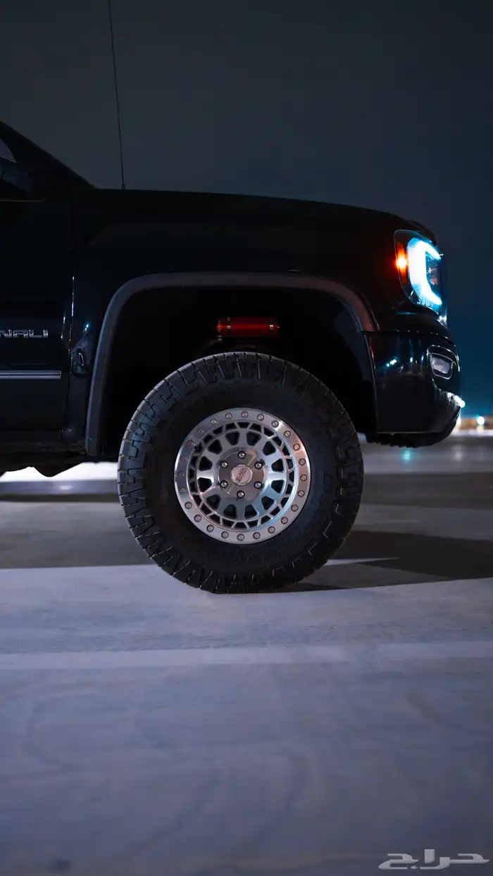 للبيع جنوط بلاك رينو اصلي مع كفرات كوبر 315 تركب 0