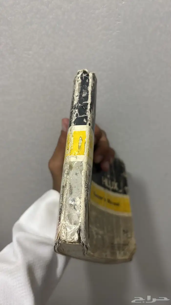 مسجل هيلوكس و درج صغير تحت المسجل وكالة وكتيب هيلكس 92 3