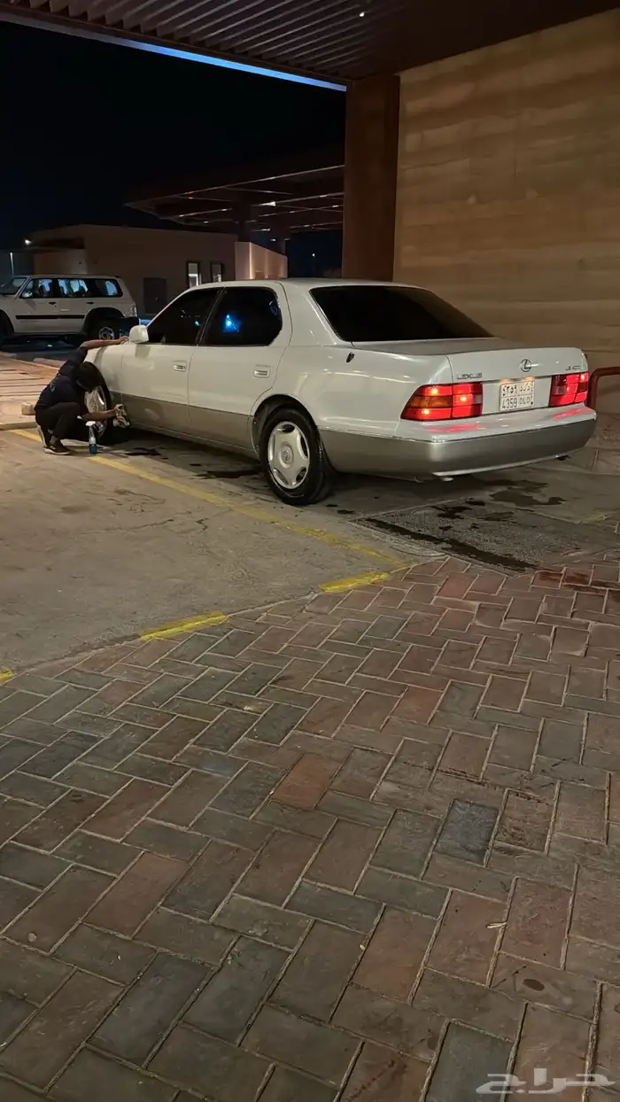 لكزس LS400 3