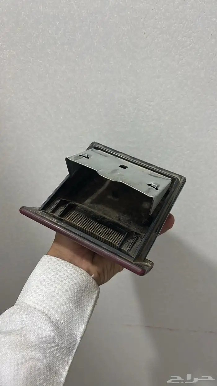 مسجل هيلوكس و درج صغير تحت المسجل وكالة وكتيب هيلكس 92 7