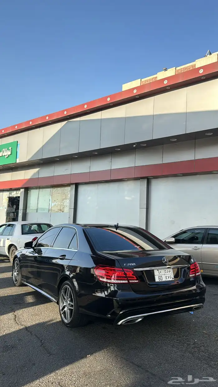 مرسيدس E200 2016 4