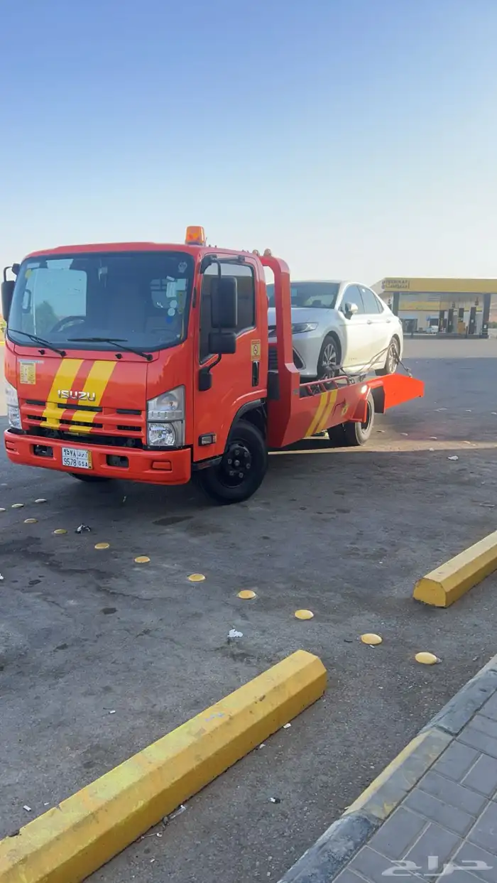 سطحة تثليث الى الرياض الى الدمام الى الخميس 0