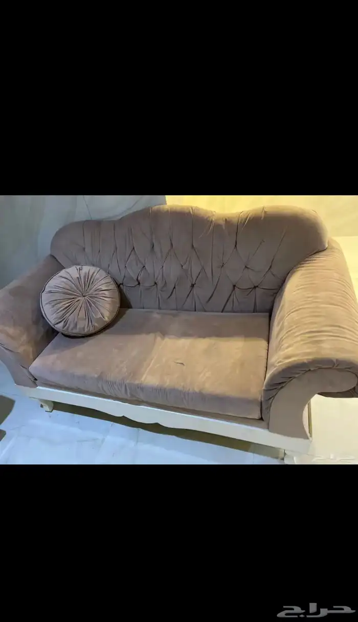 كنب مستخدم كنبين مترين في مترين وكنب واحد متر ونص 2