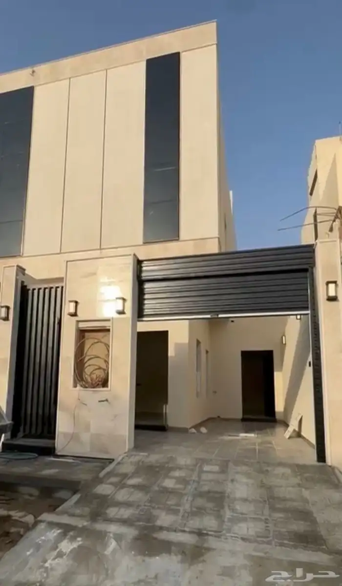 للبيع فيلا ( تاون هاوس ) حي السويدي 1
