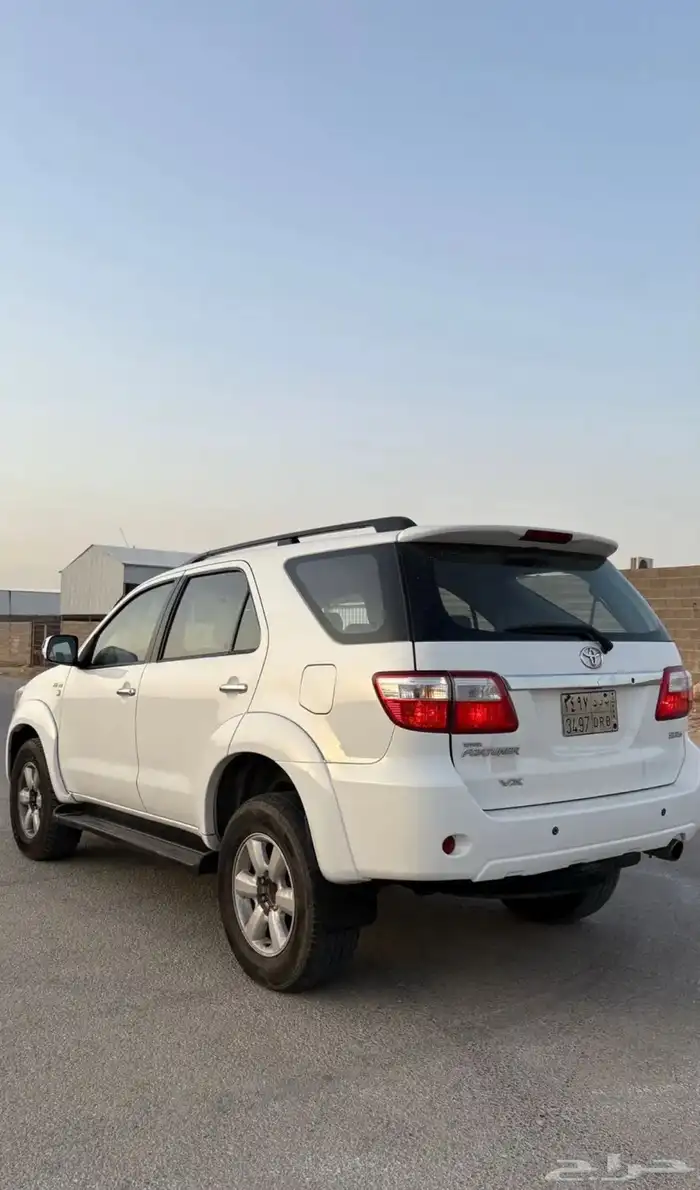 فورتشنر 2010 V6 3