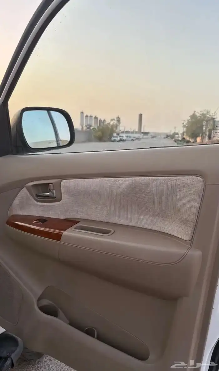فورتشنر 2010 V6 9