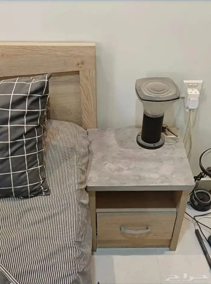 سرير كينق سايز مع الدروج 1