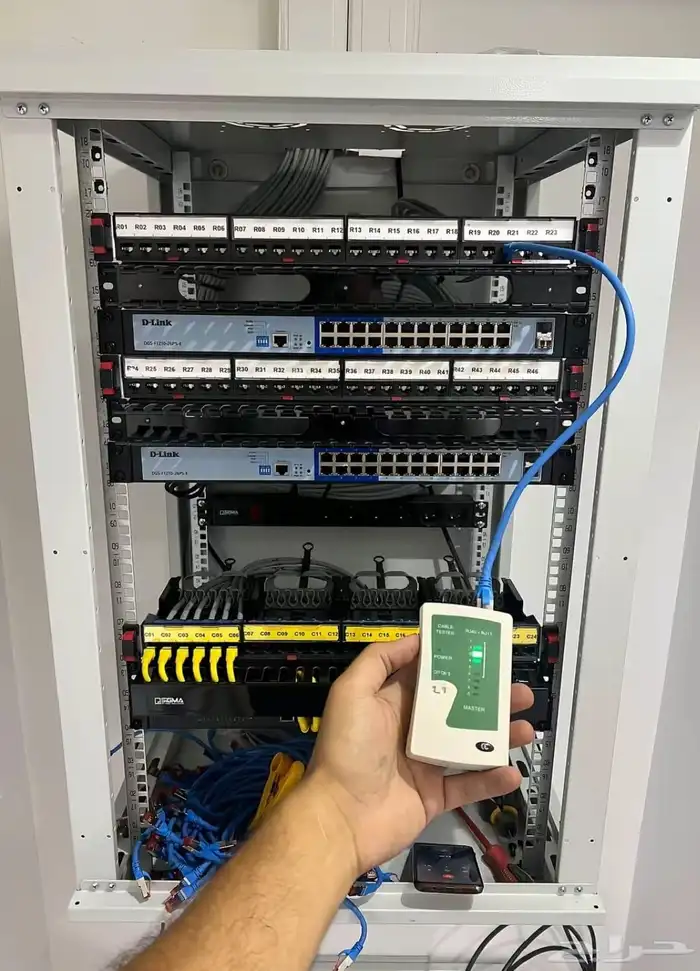 الخدمات تر يب مقويات شبكة الإنترنت حلول الاتصالات والإنترن 0