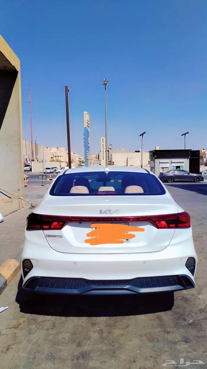 كيا سيراتو 2022 2