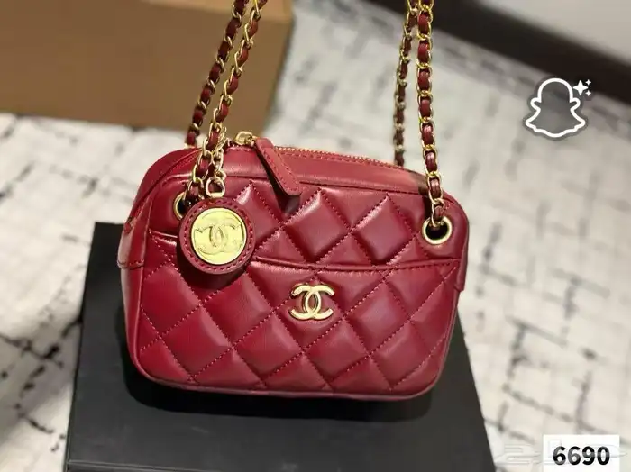 شوزات وشنط ماستر كواليتي 42