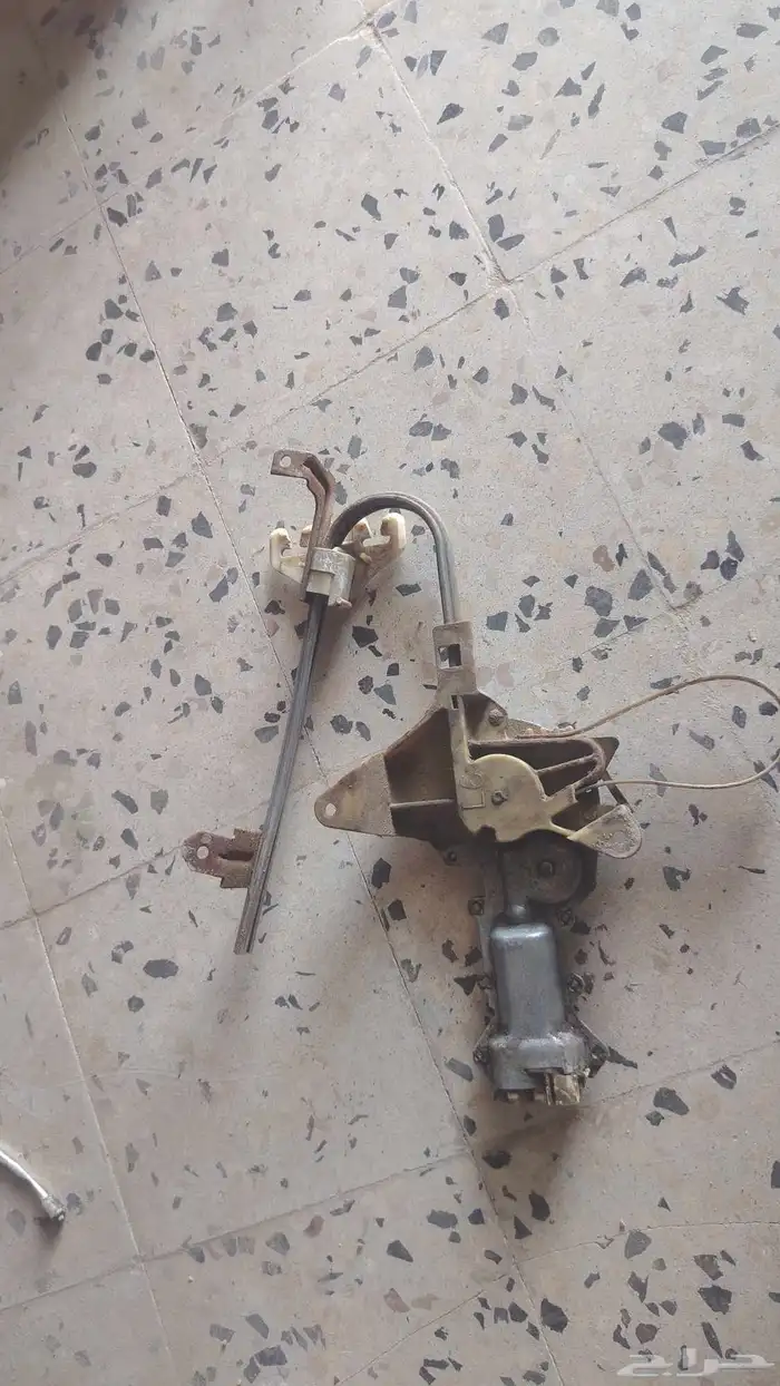 مكينه زجاج مع الدينمو يسار خلفي كابرس 90 1